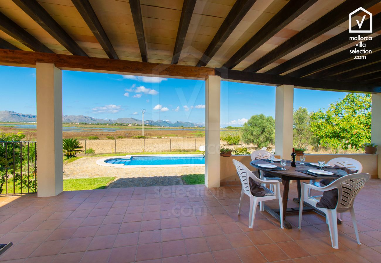 Villa in Alcudia - Finca  ALBUFERETA for 4 with swimming pool and views in Alcudia