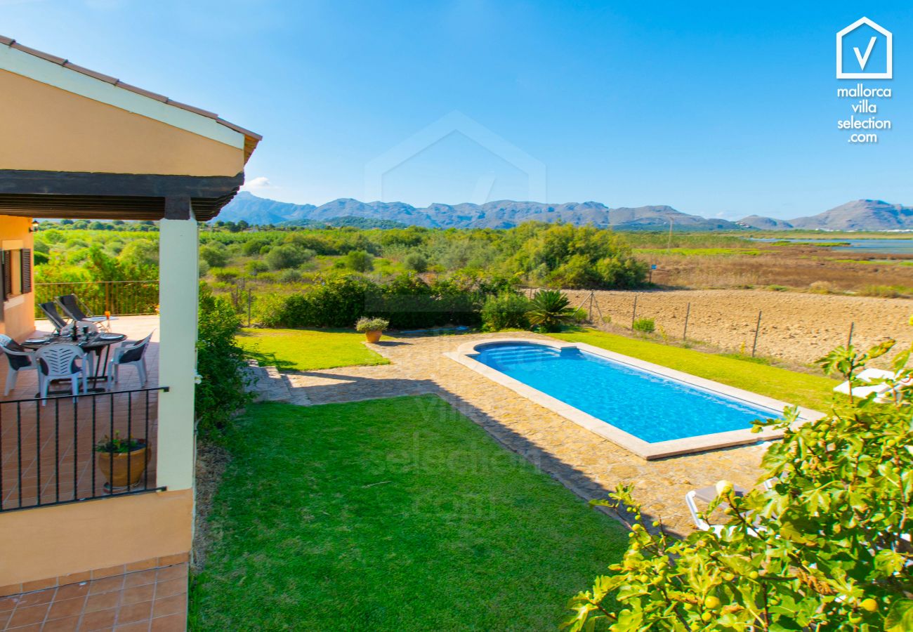 Villa in Alcudia - Finca  ALBUFERETA for 4 with swimming pool and views in Alcudia