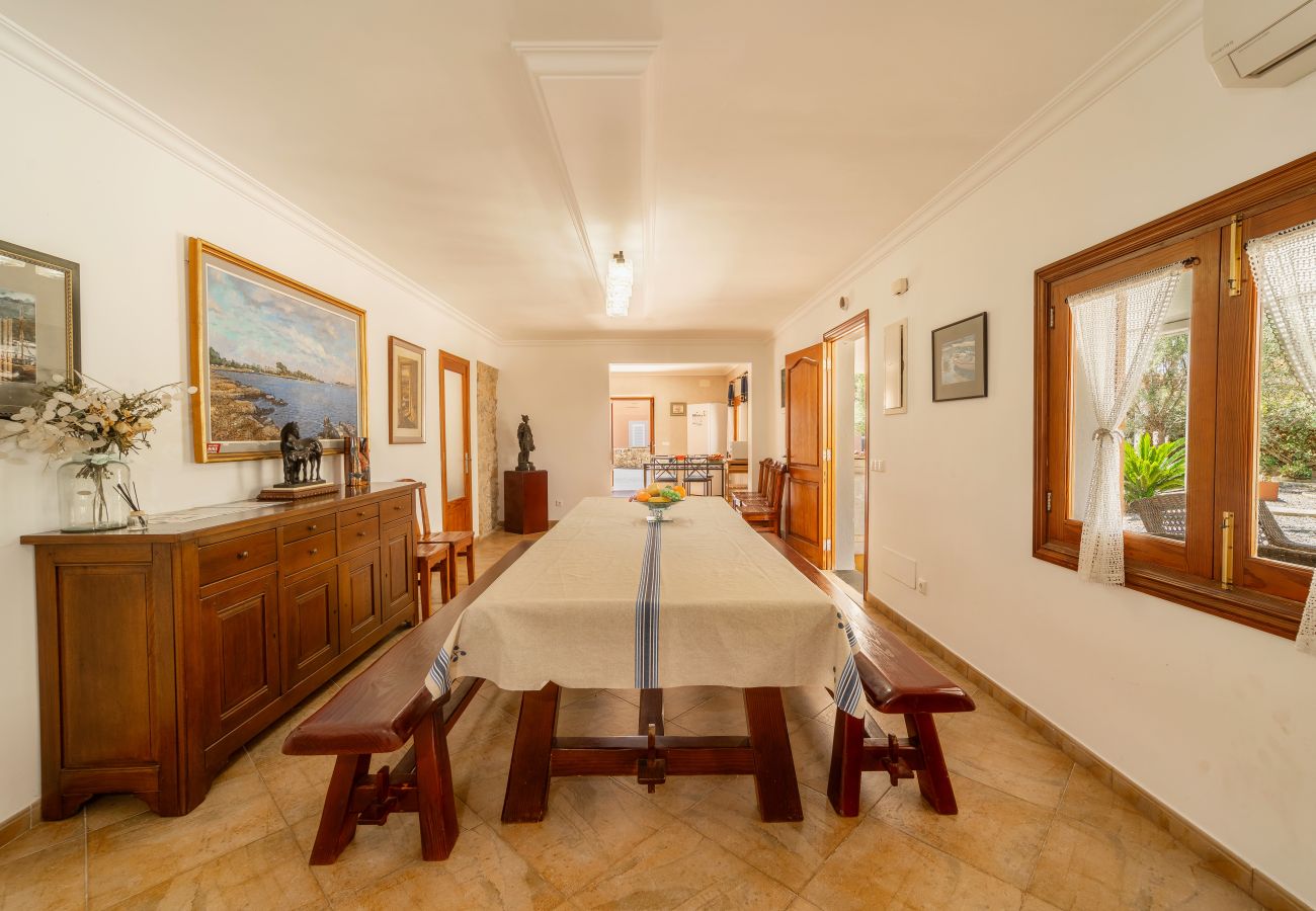 Country house in Alcudia - CAS CARELLO Finca for 12 people in Alcanada