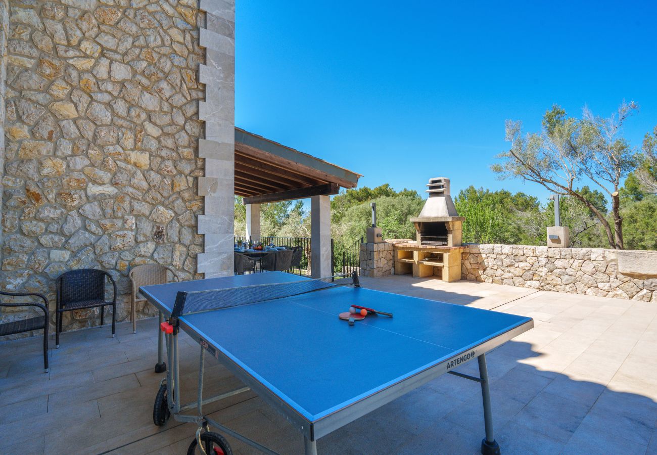 Villa in Alcudia - Villa Salou for 12 with swimming pool in Alcudia