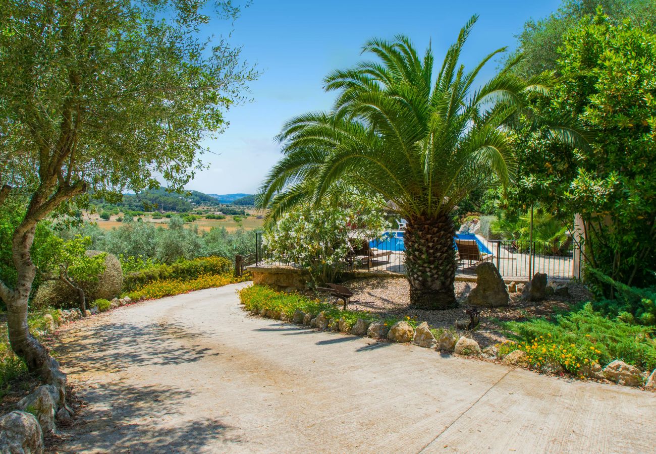 Villa in Sineu - ES FANGAR Finca for 6 with pool in Sineu