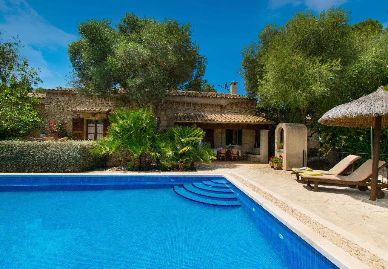 Villa in Sineu - ES FANGAR Finca for 6 with pool in Sineu