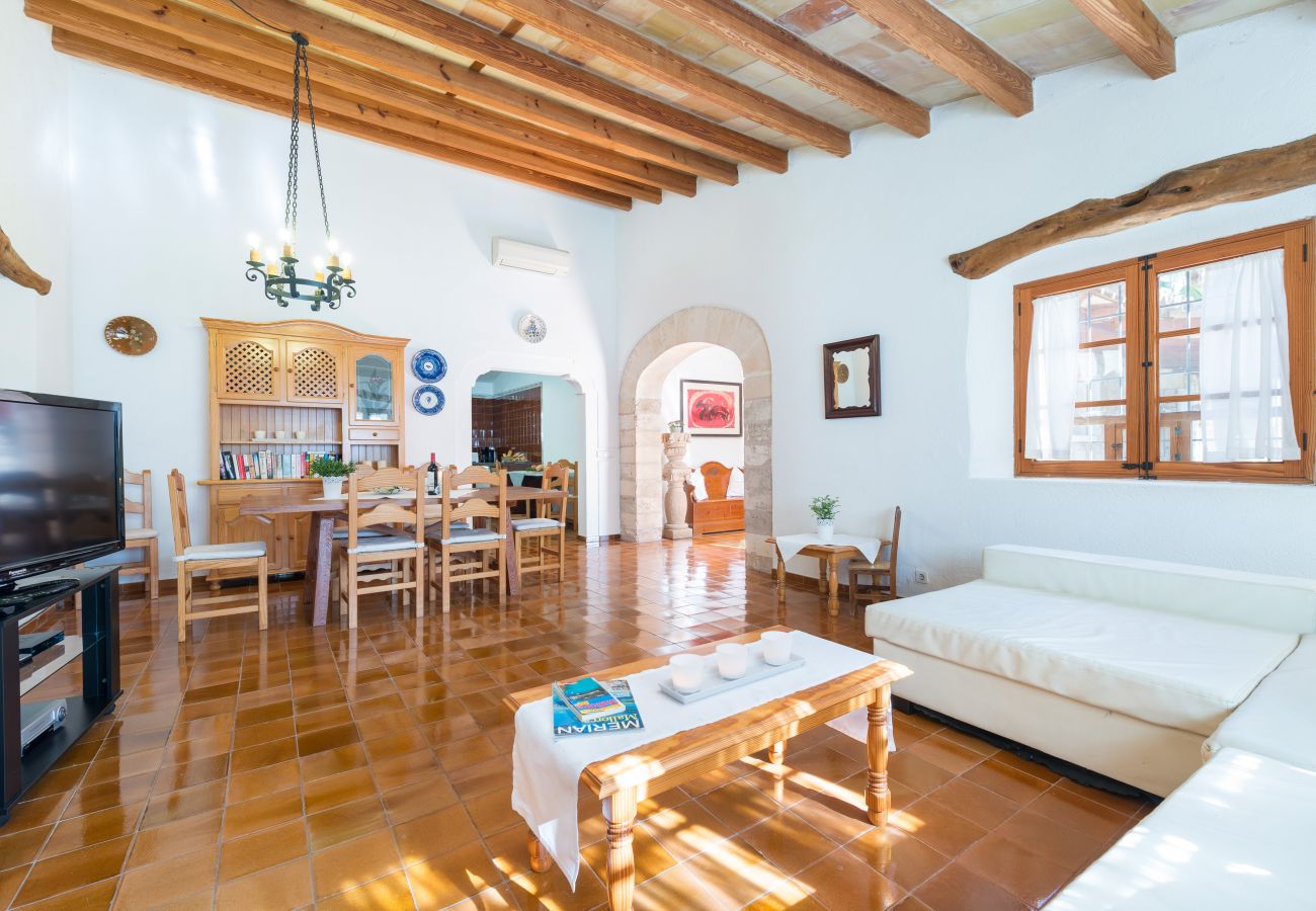 Villa in Pollensa - NATALIA finca for 6 with private pool and BBQ