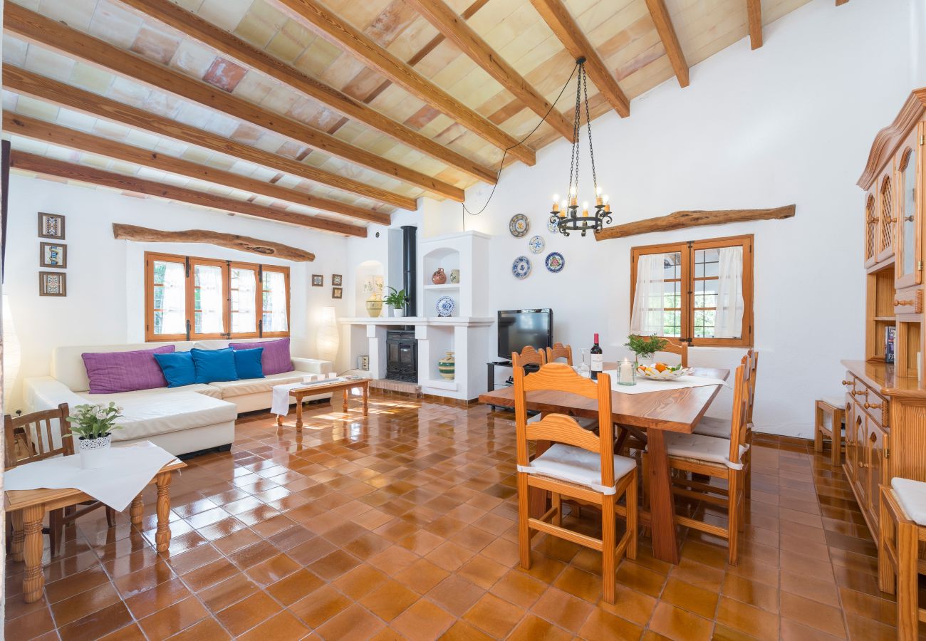 Villa in Pollensa - NATALIA finca for 6 with private pool and BBQ