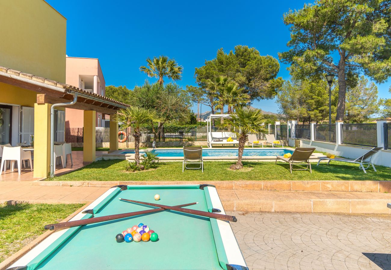 Villa in Alcudia - Villa Ibiza 350m from the beach, swimming pool, billiards and table tennis.