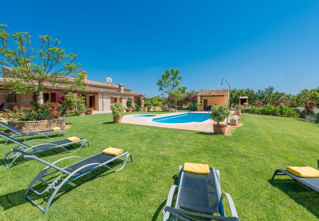 Country house in Sa Pobla - Carretxet Traditional Majorcan finca in Buger