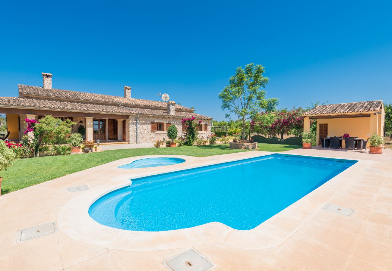 Country house in Sa Pobla - Carretxet Traditional Majorcan finca in Buger