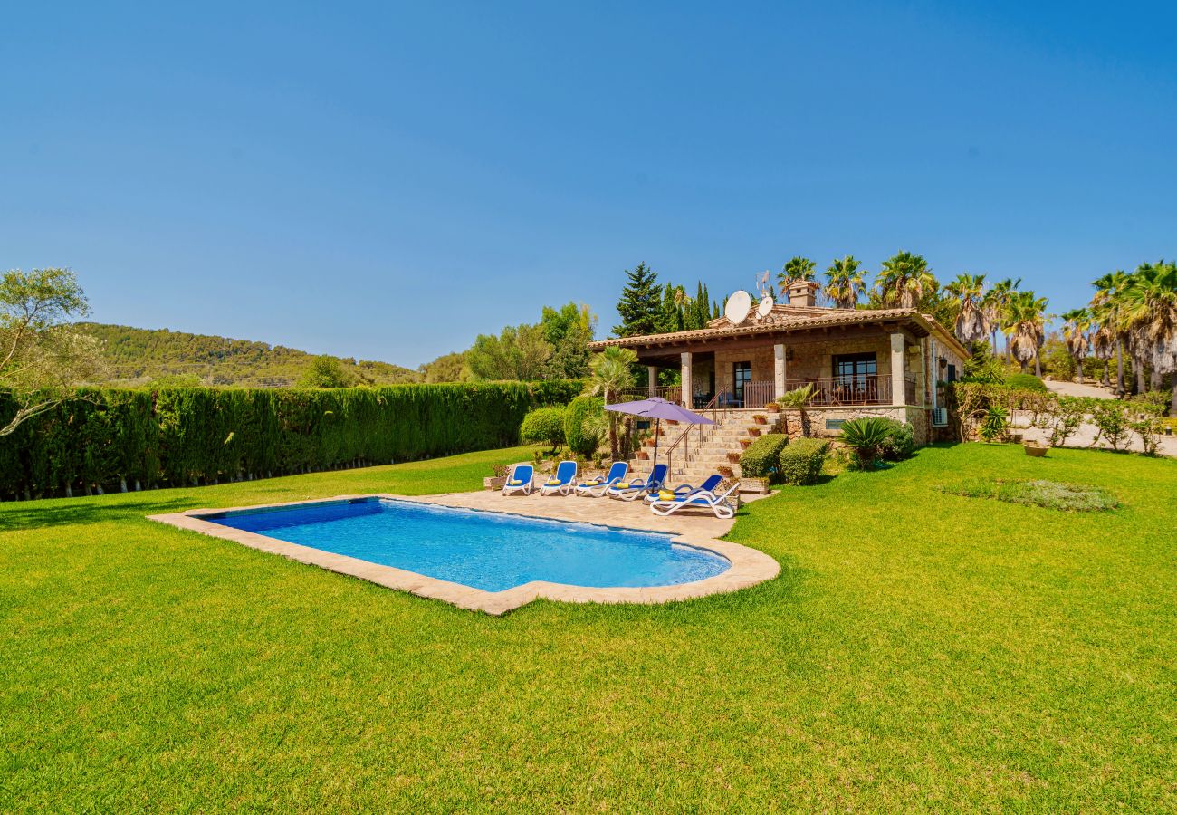 Villa in Alcudia - ES CLOS Finca for 6 with private pool in Alcudia