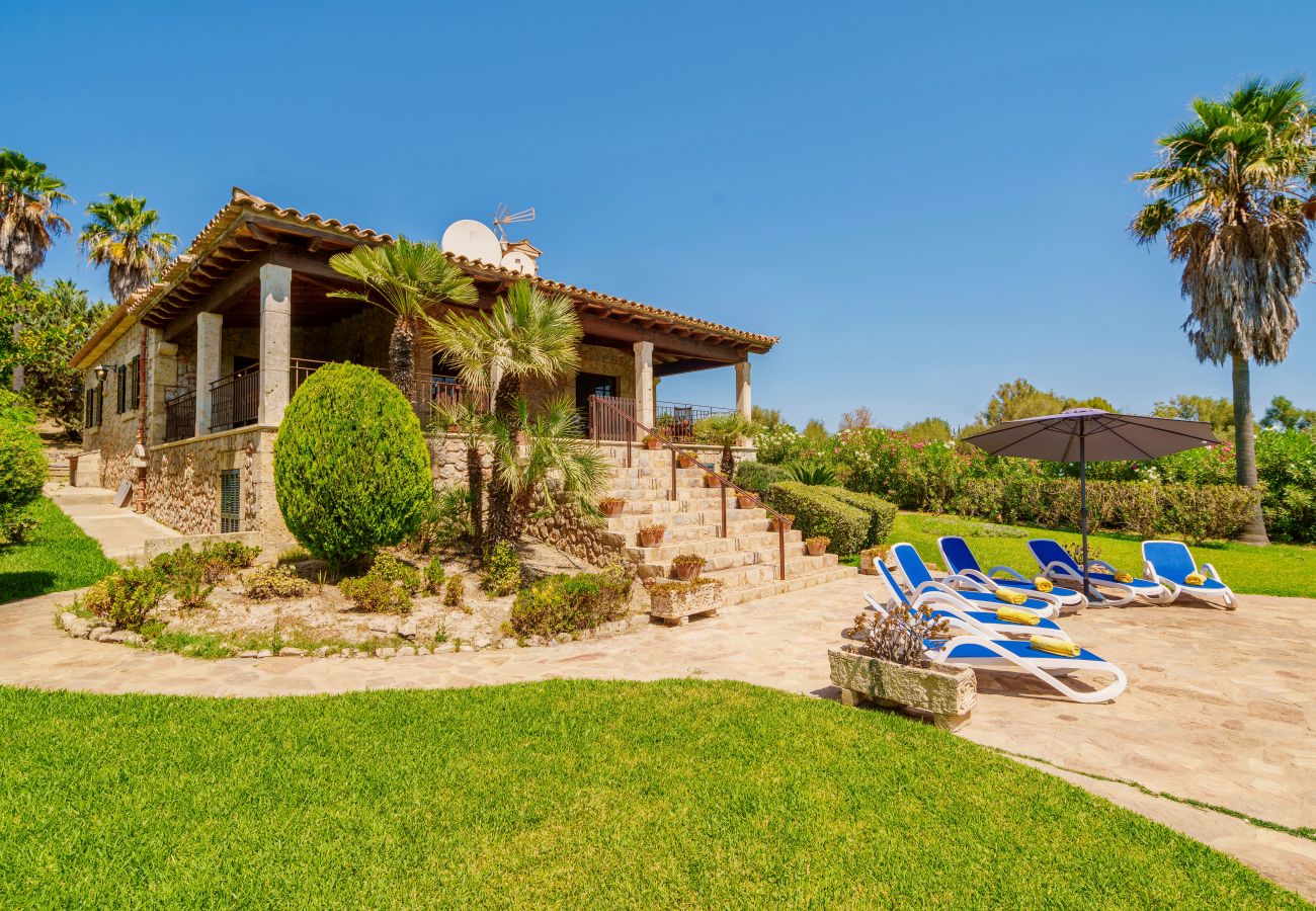 Villa in Alcudia - ES CLOS Finca for 6 with private pool in Alcudia