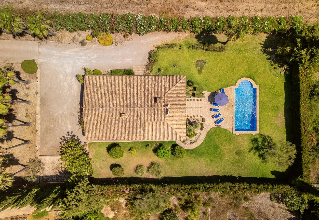 Villa in Alcudia - ES CLOS Finca for 6 with private pool in Alcudia