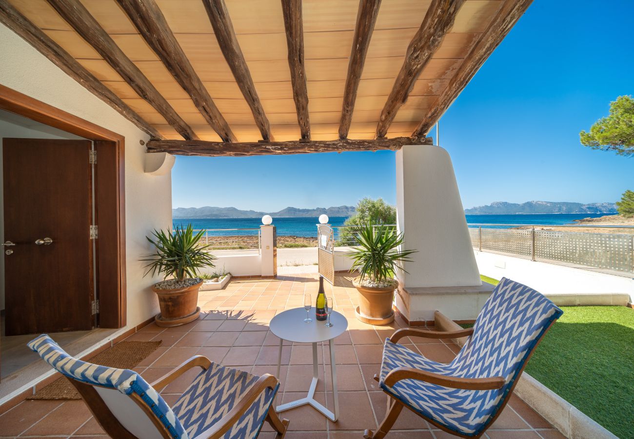 Villa in Alcudia - Miramar Manresa in front of the sea with swimming pool for 8 people in Alcudia