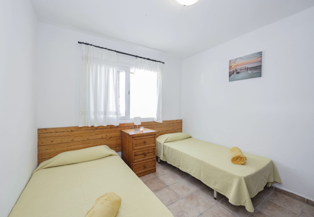 House in Alcudia - Casa Juani for 8 with pool, a few metres from the beach and all comforts.