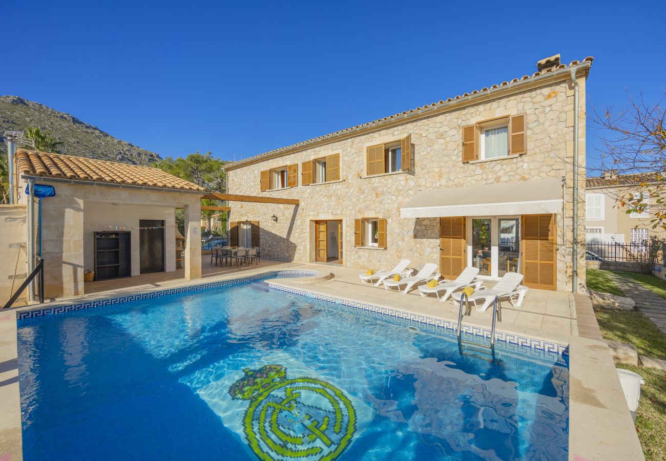 House in Alcudia - Casa Juani for 8 with pool, a few metres from the beach and all comforts.