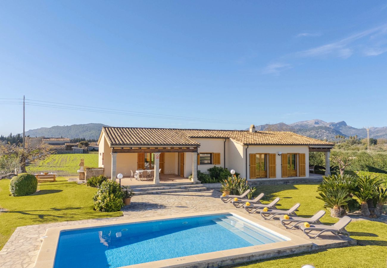 Villa in Alcudia - Els Evols for 6 with pool between Pollensa and Alcudia