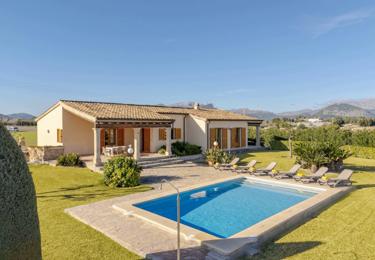 Villa in Alcudia - Els Evols for 6 with pool between Pollensa and Alcudia