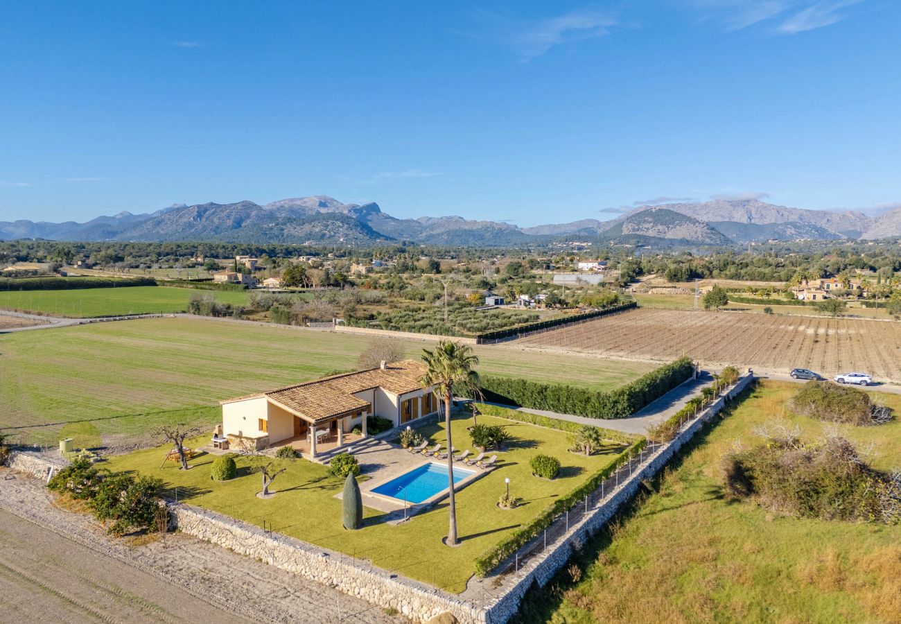 Villa in Alcudia - Els Evols for 6 with pool between Pollensa and Alcudia