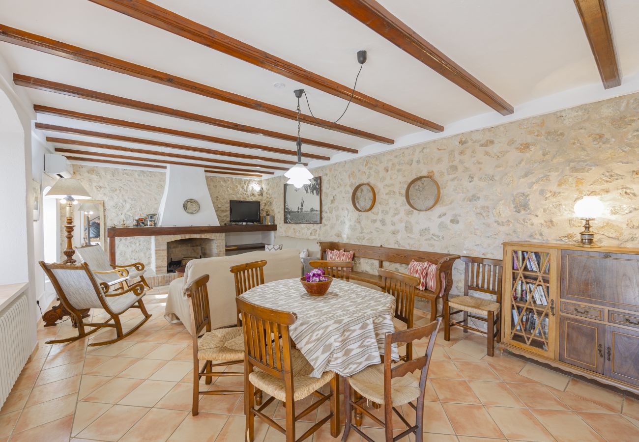 Villa in Alcudia - Finca Can Soler 1 for 6 with swimming pool, Bbq, free WiFi