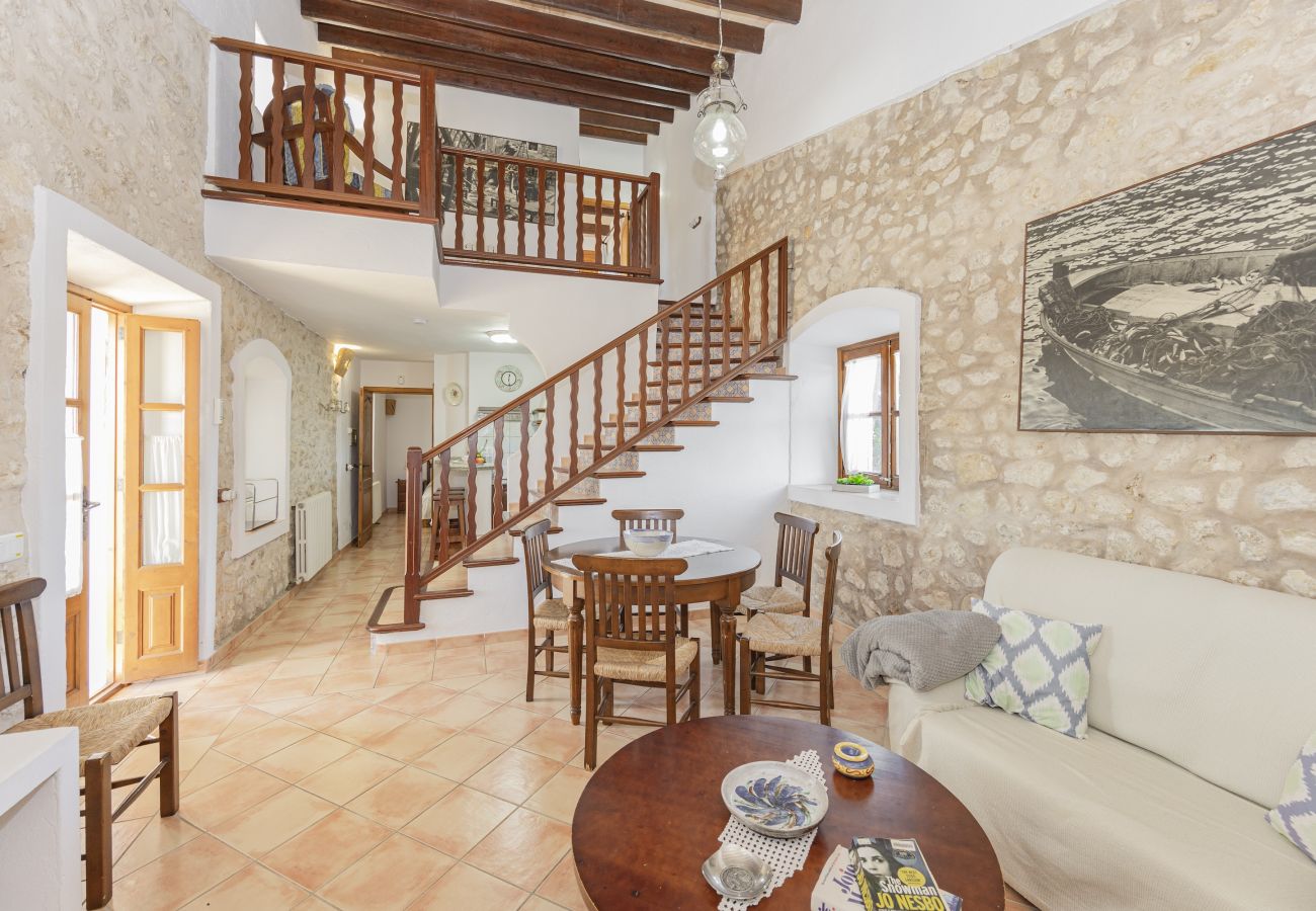 Villa in Alcudia - Finca Can Soler 2 for 8 with swimming pool, bbq, free wi fi