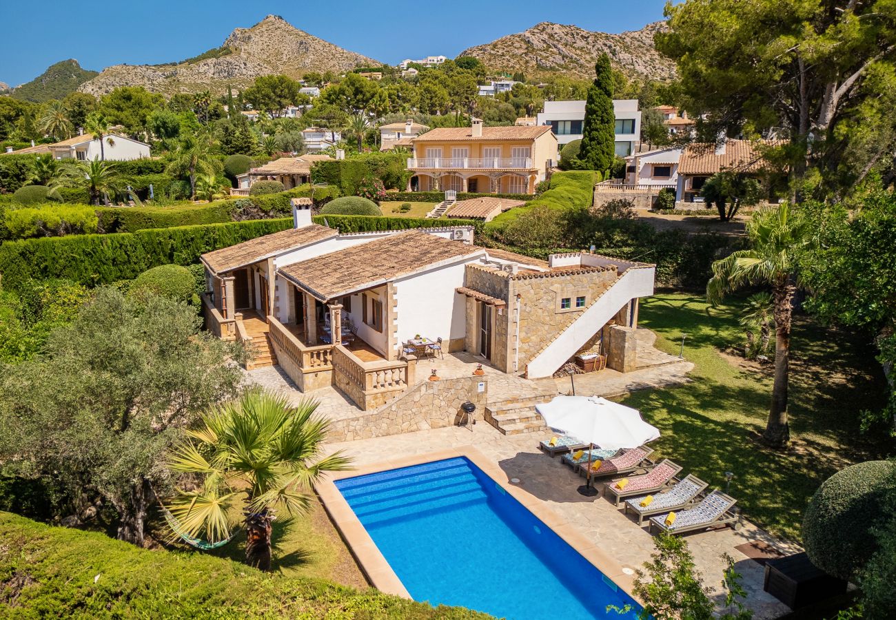 House in Alcudia - Villa Victoria Alcudia Alcudia Bonaire for 6 with pool