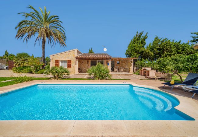 Villa/Dettached house in Alcúdia - CAN FUAT for 3 in Alcudia with pool 