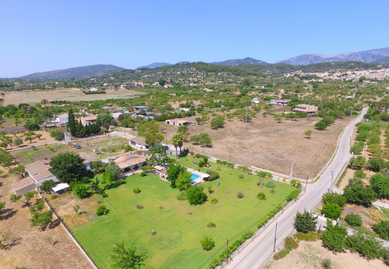 Domaine à Selva - SA VINYETA Finca pour 6 personnes avec piscine, jacuzzi et jardin