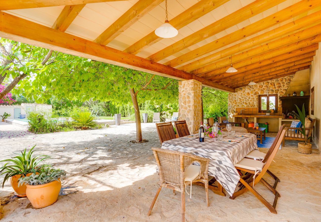 Domaine à Inca - PORXET Au cœur de l'île, une oasis de paix avec une piscine pour 6 personnes