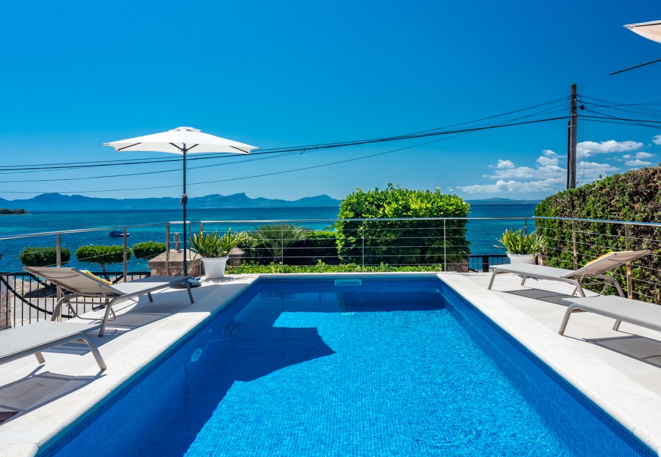 Maison mitoyenne à Alcudia - Villa FARO pour 8 personnes en face de la mer à Alcanada avec piscine