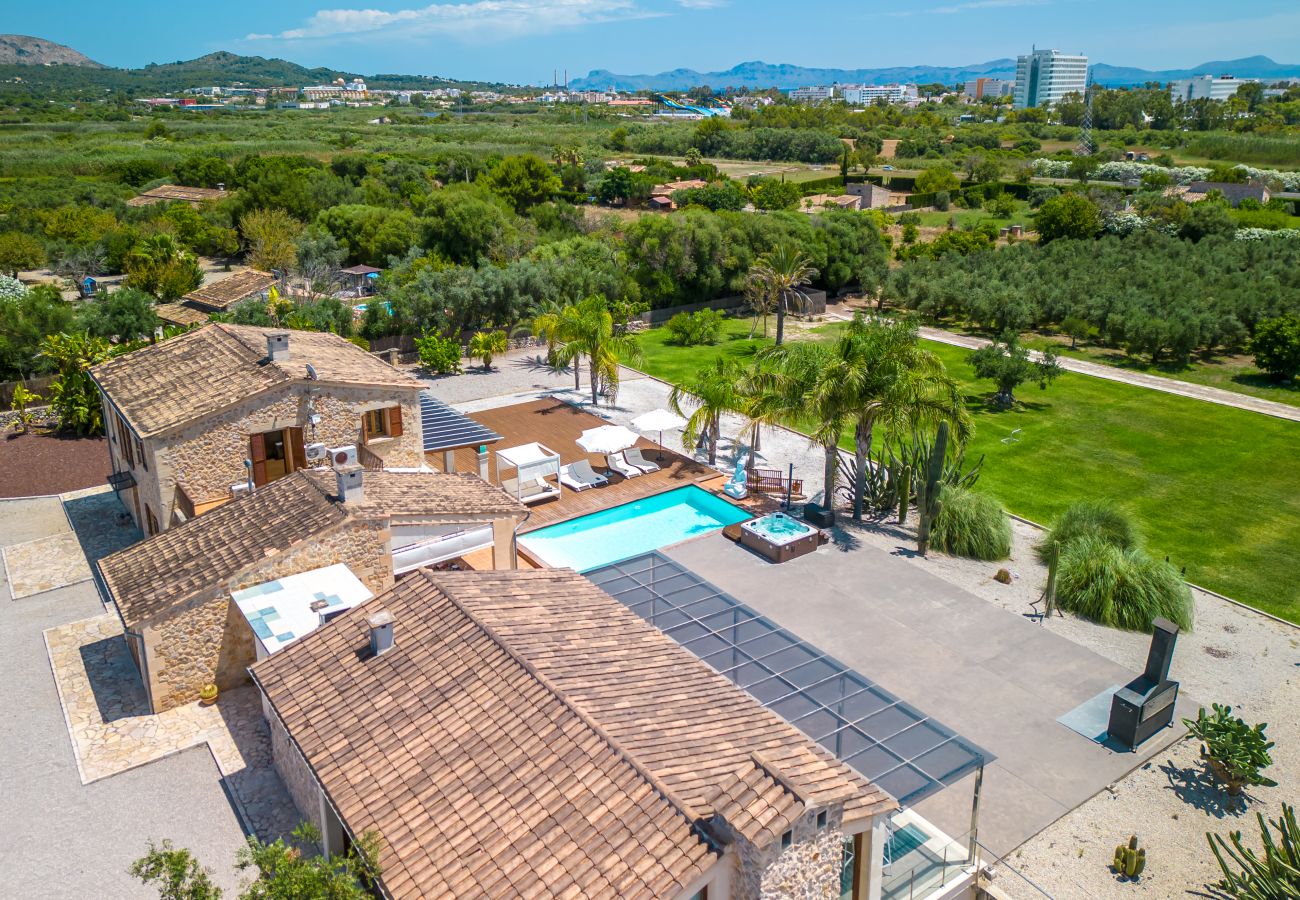 Villa à Alcudia - CAN OLIVA Magnifique et moderne finca pour 8 personnes avec piscine Alcudia