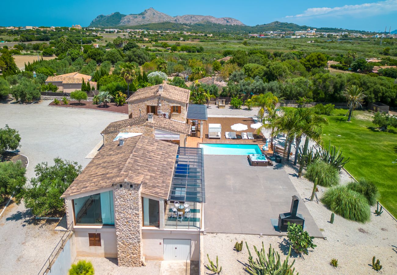 Villa à Alcudia - CAN OLIVA Magnifique et moderne finca pour 8 personnes avec piscine Alcudia