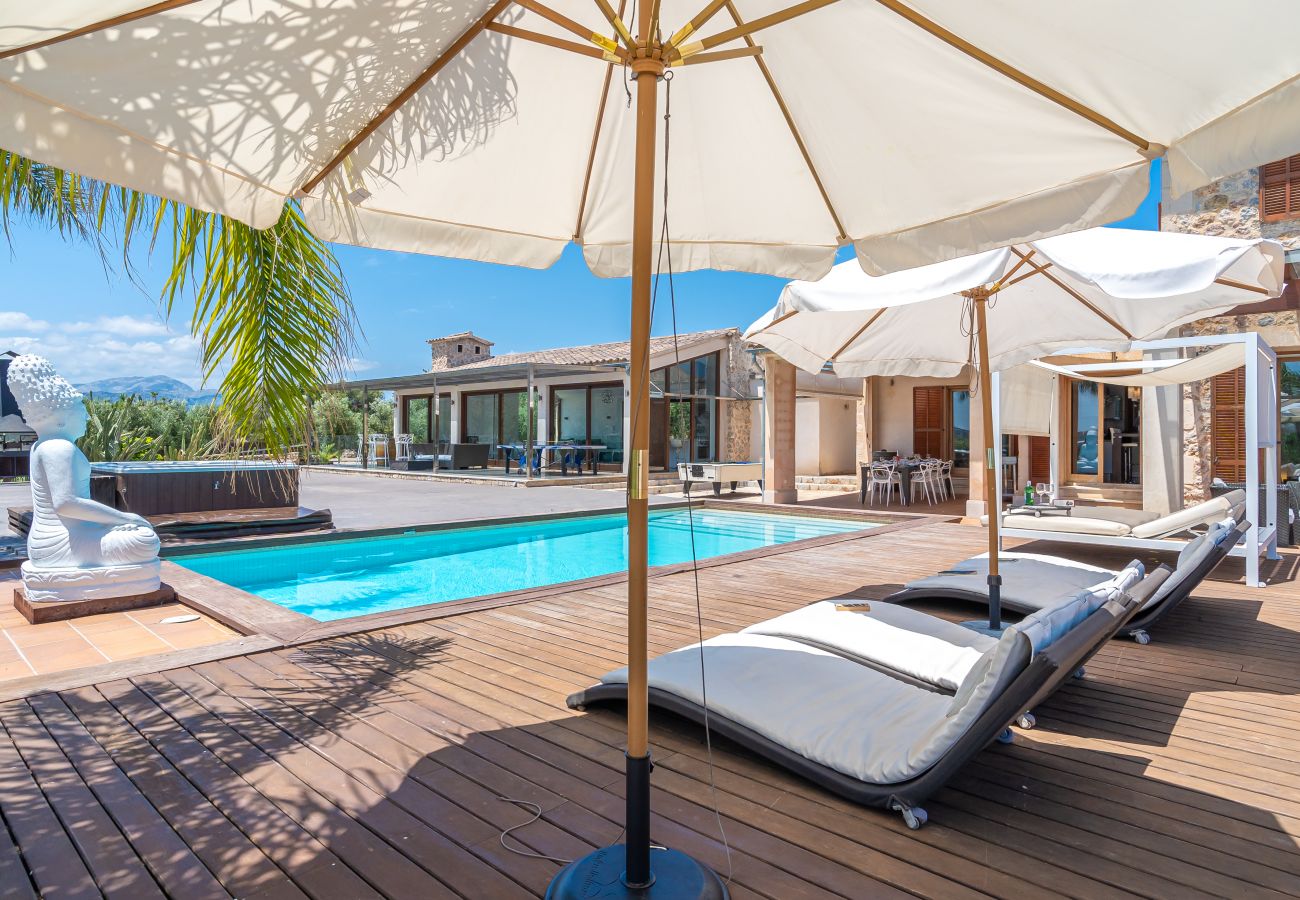 Villa à Alcudia - CAN OLIVA Magnifique et moderne finca pour 8 personnes avec piscine Alcudia