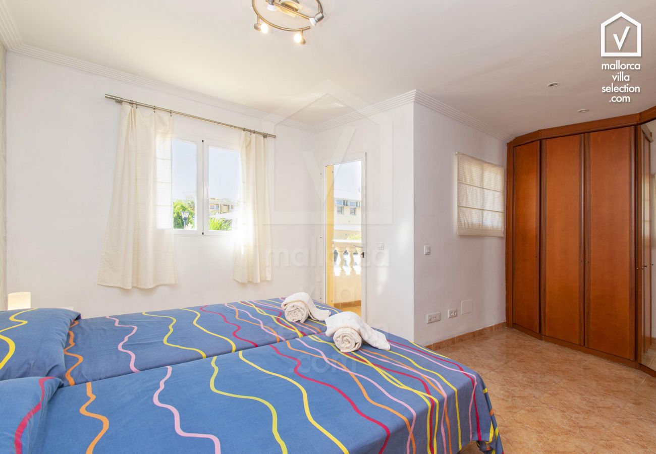 Maison mitoyenne à Alcudia - Maristany à Alcudia pour 6 à 350m de la plage AC, Wi Fi