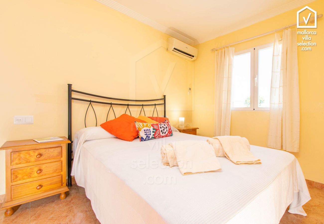 Maison mitoyenne à Alcudia - Maristany à Alcudia pour 6 à 350m de la plage AC, Wi Fi