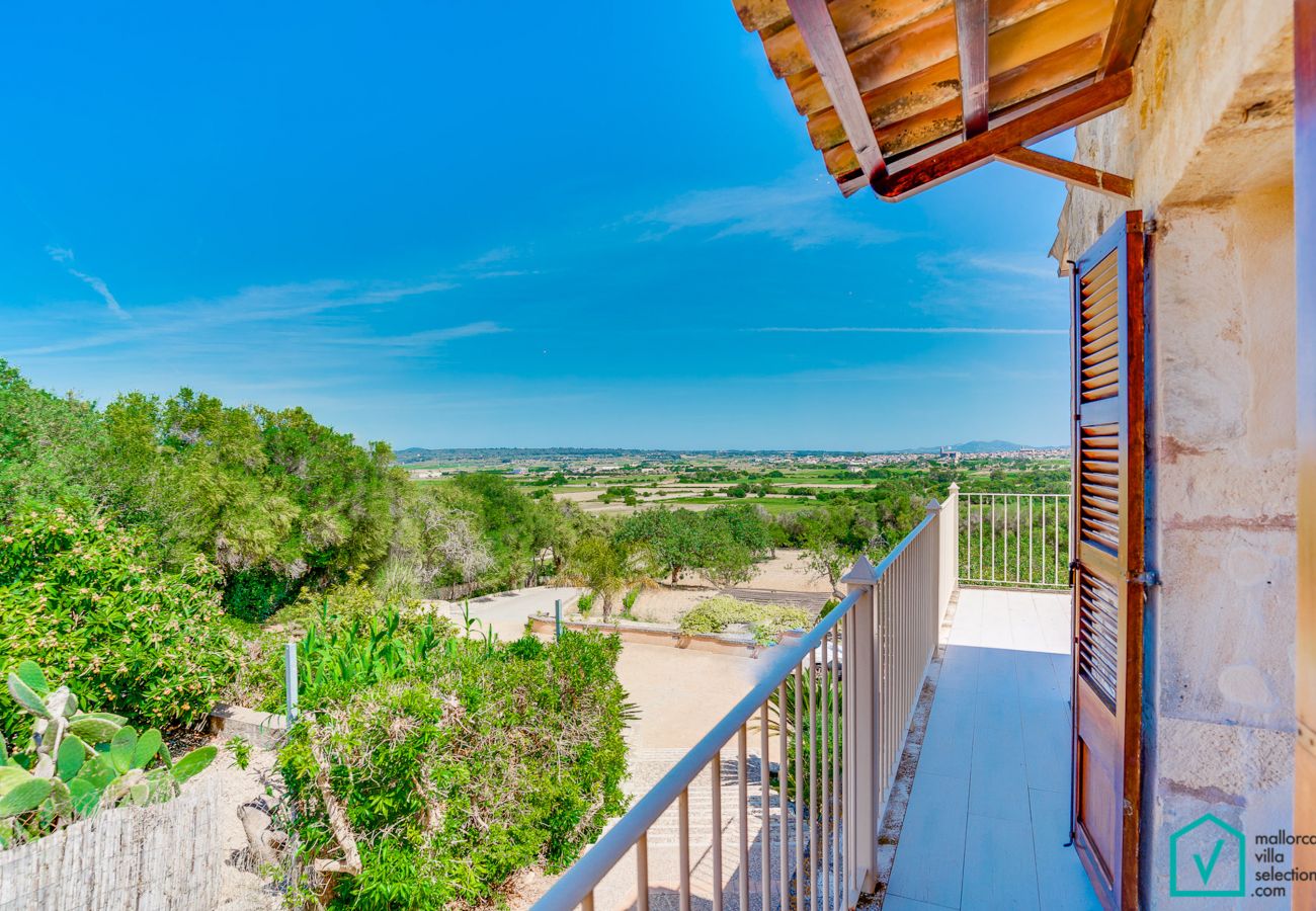 Domaine à Petra - NINES Finca familiale pour 6 personnes à Petra avec piscine sécurisée et clôturée pour les enfants