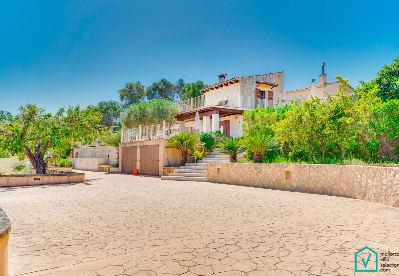 Domaine à Petra - NINES Finca familiale pour 6 personnes à Petra avec piscine sécurisée et clôturée pour les enfants