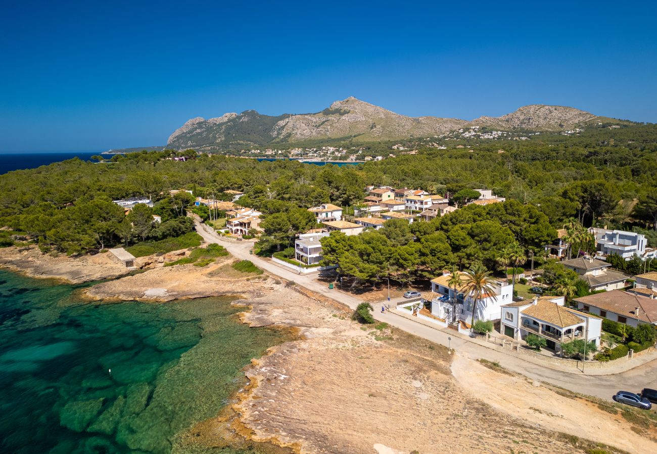 Villa à Alcudia - Miramar Manresa face à la mer avec piscine pour 8 personnes à Alcudia