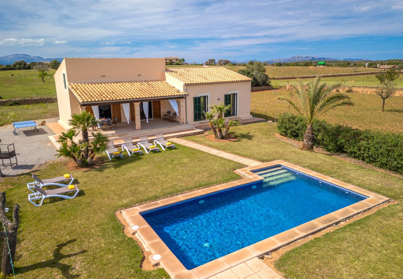 Villa à Son Serra de Marina - Can Aina Maison de campagne dans la nature pour 6 personnes avec piscine, ping pong, BBQ, Wi Fi