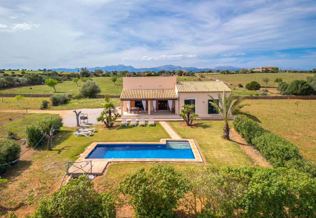 Villa à Son Serra de Marina - Can Aina Maison de campagne dans la nature pour 6 personnes avec piscine, ping pong, BBQ, Wi Fi