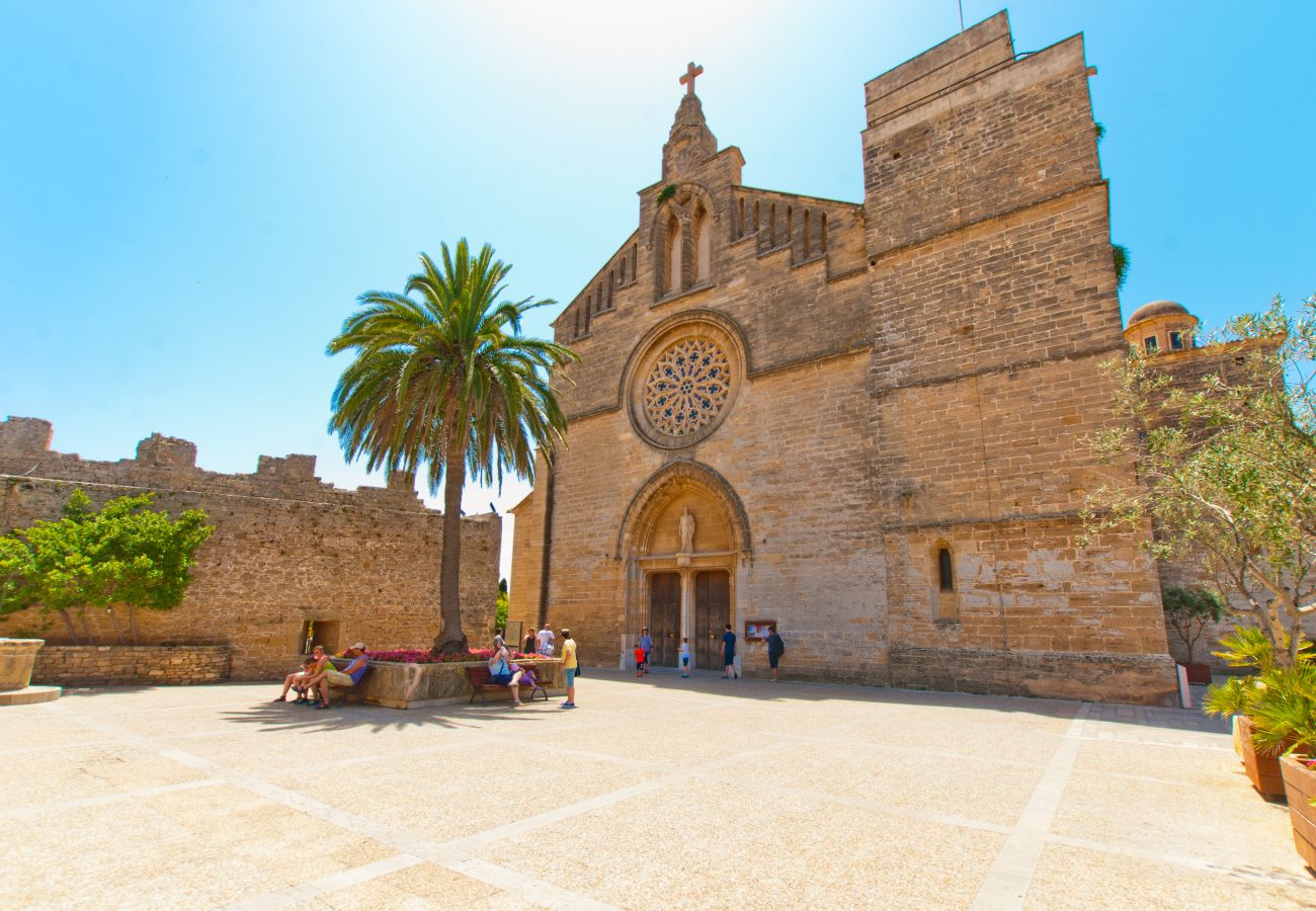 Maison à Alcudia - Casa Juani pour 8 personnes avec piscine, à deux pas de la plage et de toutes les commodités.